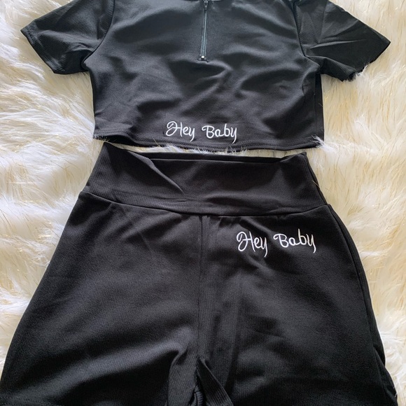 2 piece set - Picture 2 of 2